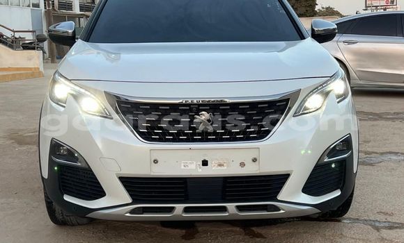 Acheter Import Voiture Peugeot 5008 Blanc à Dakar, Dakar Acheter Import Voiture Peugeot 5008 Blanc à Dakar, Dakar