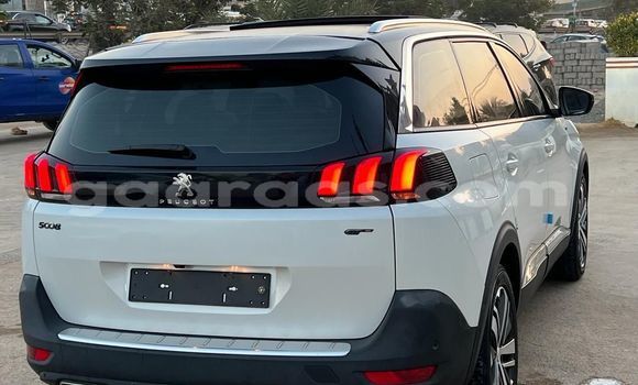 Acheter Import Voiture Peugeot 5008 Blanc à Dakar, Dakar Acheter Import Voiture Peugeot 5008 Blanc à Dakar, Dakar