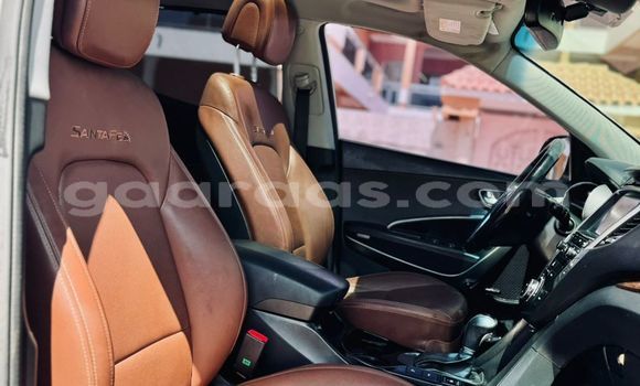 Acheter Import Voiture Hyundai Santa Fe Gris à Dakar, Dakar Acheter Import Voiture Hyundai Santa Fe Gris à Dakar, Dakar