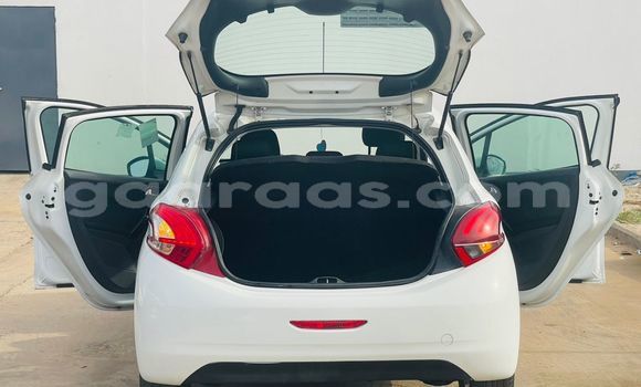 Buy Import Peugeot 208 White Car in Dakar in Dakar Buy Import Peugeot 208 White Car in Dakar in Dakar