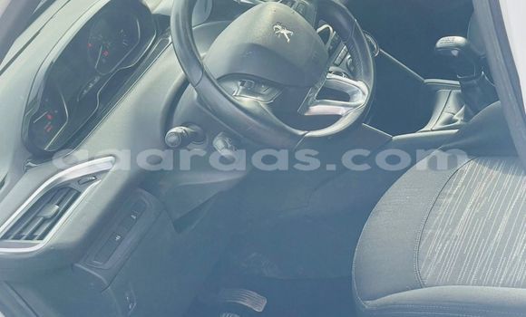 Buy Import Peugeot 208 White Car in Dakar in Dakar Buy Import Peugeot 208 White Car in Dakar in Dakar