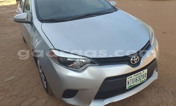 Dieundeu Occasion Toyota Corolla Silver Auto in Dakar in Dakar Dieundeu Occasion Toyota Corolla Silver Auto in Dakar in Dakar