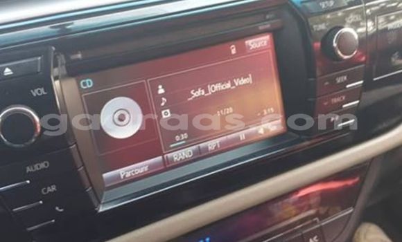 Dieundeu Occasion Toyota Corolla Silver Auto in Dakar in Dakar Dieundeu Occasion Toyota Corolla Silver Auto in Dakar in Dakar