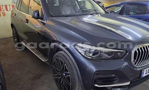 Dieundeu Occasion BMW X5 Blue Auto in Dakar in Dakar Dieundeu Occasion BMW X5 Blue Auto in Dakar in Dakar