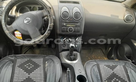 Buy Used Nissan Qashqai Silver Car in Dakar in Dakar Buy Used Nissan Qashqai Silver Car in Dakar in Dakar