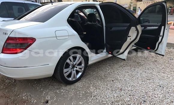 Dieundeu Occasion Mercedes‒Benz C–Class White Auto in Dakar in Dakar Dieundeu Occasion Mercedes‒Benz C–Class White Auto in Dakar in Dakar