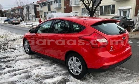 Acheter Occasion Voiture Ford Focus Rouge à Dakar, Dakar Acheter Occasion Voiture Ford Focus Rouge à Dakar, Dakar