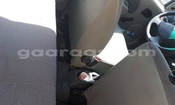 Acheter Occasion Voiture Renault Logan Gris à Dakar, Dakar Acheter Occasion Voiture Renault Logan Gris à Dakar, Dakar