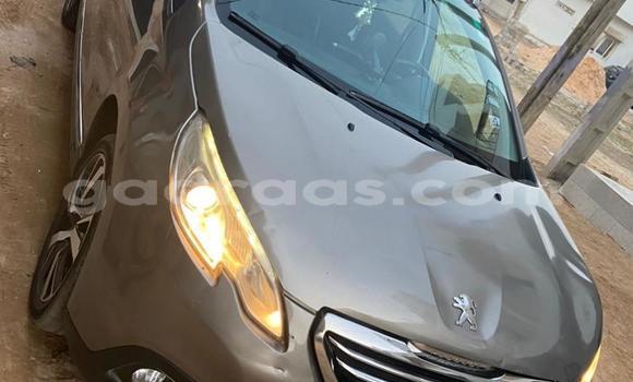 Buy Used Peugeot 2008 Brown Car in Dakar in Dakar