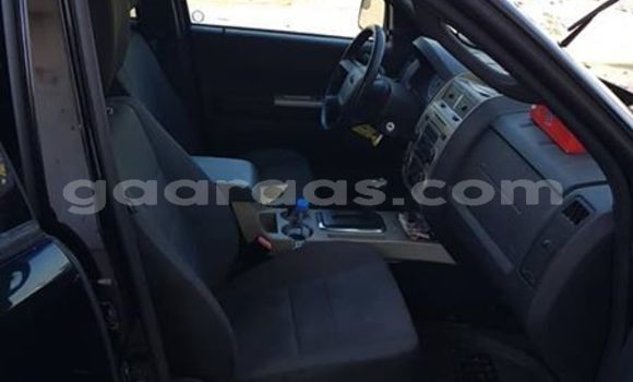 Acheter Occasion Voiture Ford Escape Bleu à Dakar, Dakar Acheter Occasion Voiture Ford Escape Bleu à Dakar, Dakar