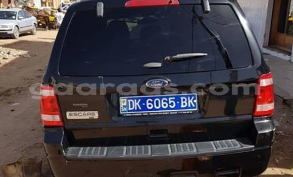 Acheter Occasion Voiture Ford Escape Bleu à Dakar, Dakar Acheter Occasion Voiture Ford Escape Bleu à Dakar, Dakar