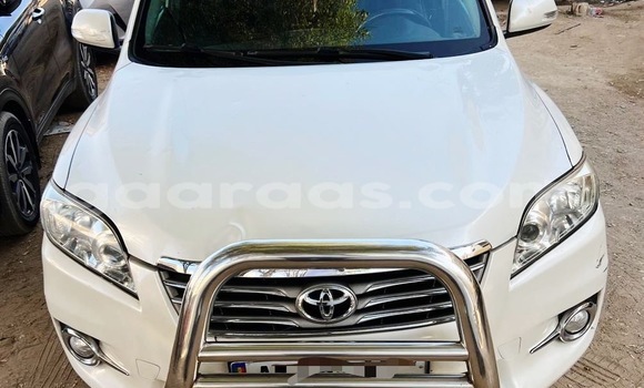 Acheter Occasion Voiture Toyota RAV4 Blanc à Dakar, Dakar Acheter Occasion Voiture Toyota RAV4 Blanc à Dakar, Dakar