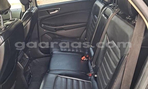 Acheter Occasion Voiture Ford Edge Noir à Dakar, Dakar Acheter Occasion Voiture Ford Edge Noir à Dakar, Dakar