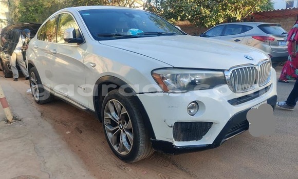 Acheter Occasion Voiture BMW X4 Blanc à Dakar, Dakar Acheter Occasion Voiture BMW X4 Blanc à Dakar, Dakar