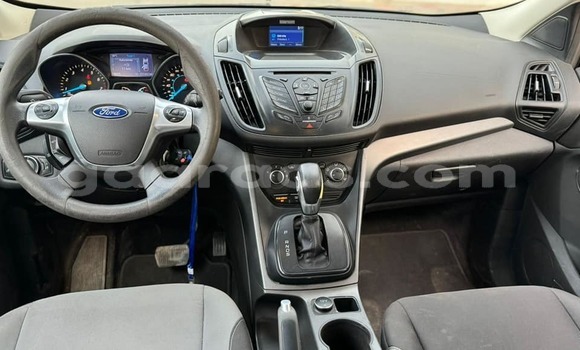 Acheter Occasion Voiture Ford Escape Blanc à Dakar, Dakar Acheter Occasion Voiture Ford Escape Blanc à Dakar, Dakar