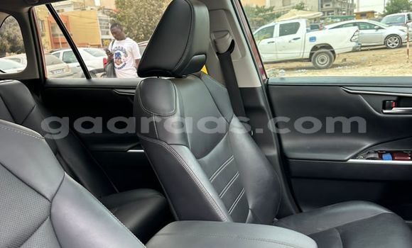 Acheter Import Voiture Toyota RAV4 Rouge à Dakar, Dakar Acheter Import Voiture Toyota RAV4 Rouge à Dakar, Dakar