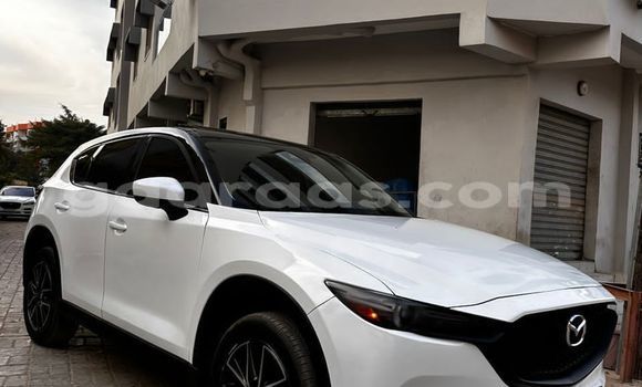 Acheter Import Voiture Mazda CX-5 Blanc à Dakar, Dakar Acheter Import Voiture Mazda CX-5 Blanc à Dakar, Dakar