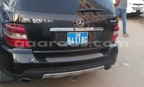 Acheter Occasion Voiture Mercedes‒Benz ML–Class Noir à Dakar, Dakar Acheter Occasion Voiture Mercedes‒Benz ML–Class Noir à Dakar, Dakar