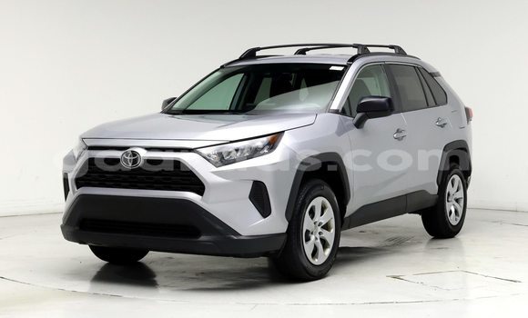 Acheter Occasion Voiture Toyota RAV4 Gris à Dahra, Louga Acheter Occasion Voiture Toyota RAV4 Gris à Dahra, Louga