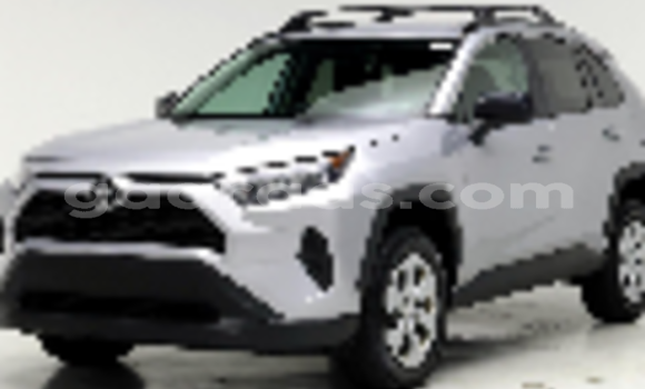 Acheter Occasion Voiture Toyota RAV4 Gris à Dahra, Louga Acheter Occasion Voiture Toyota RAV4 Gris à Dahra, Louga