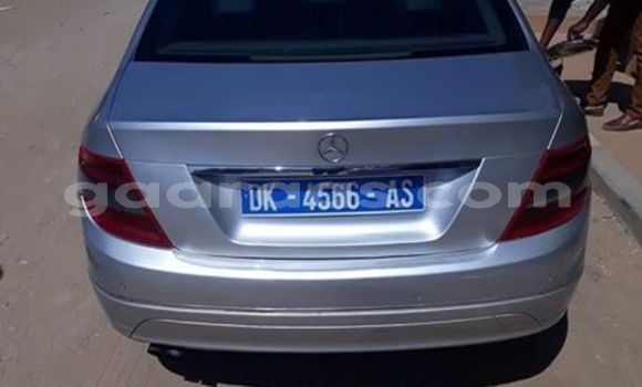 Acheter Occasion Voiture Mercedes‒Benz C–Class Gris à Dakar, Dakar Acheter Occasion Voiture Mercedes‒Benz C–Class Gris à Dakar, Dakar