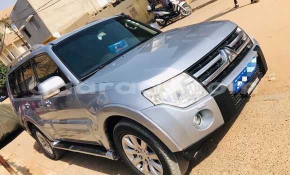 Buy Used Mitsubishi Pajero Sport Silver Car in Dakar in Dakar Buy Used Mitsubishi Pajero Sport Silver Car in Dakar in Dakar