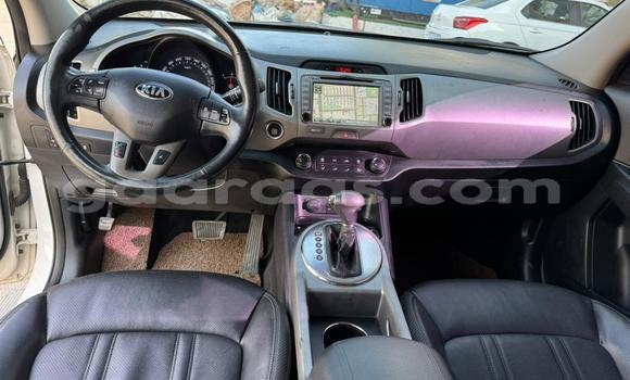 Buy Import Kia Sportage White Car in Dakar in Dakar Buy Import Kia Sportage White Car in Dakar in Dakar