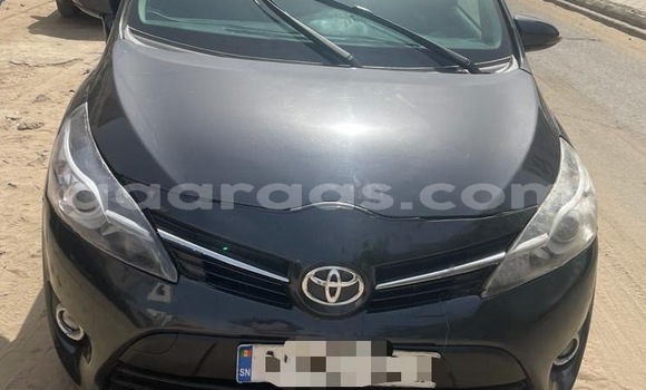 Dieundeu Occasion Toyota Verso Black Auto in Dakar in Dakar