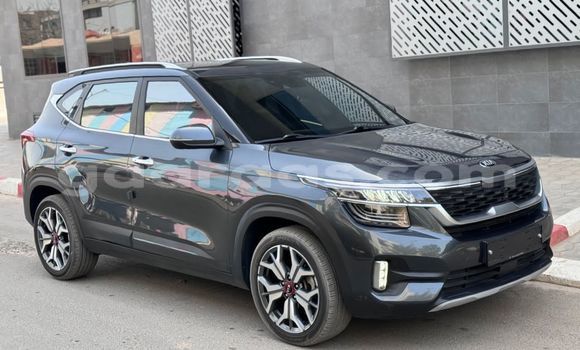 Buy Import Kia Sephia Silver Car in Dakar in Dakar Buy Import Kia Sephia Silver Car in Dakar in Dakar