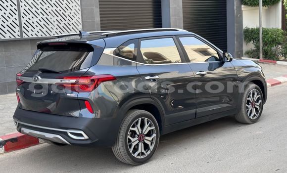 Buy Import Kia Sephia Silver Car in Dakar in Dakar Buy Import Kia Sephia Silver Car in Dakar in Dakar