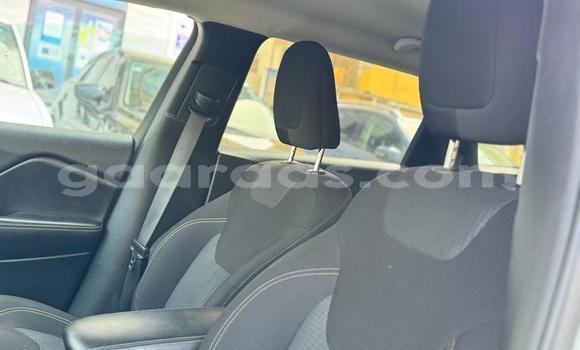 Acheter Import Voiture Jeep Cherokee Blanc à Dakar, Dakar Acheter Import Voiture Jeep Cherokee Blanc à Dakar, Dakar