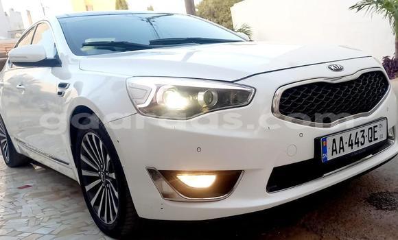 Dieundeu Occasion Kia K7 White Auto in Dakar in Dakar Dieundeu Occasion Kia K7 White Auto in Dakar in Dakar