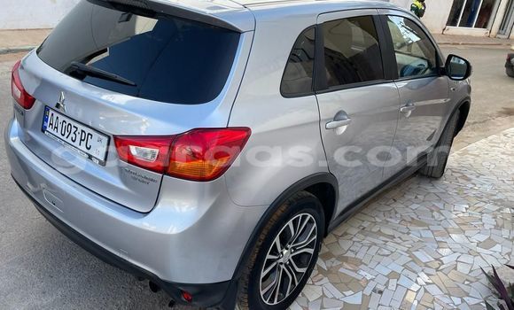 Dieundeu Occasion Mitsubishi Outlander Silver Auto in Dakar in Dakar Dieundeu Occasion Mitsubishi Outlander Silver Auto in Dakar in Dakar