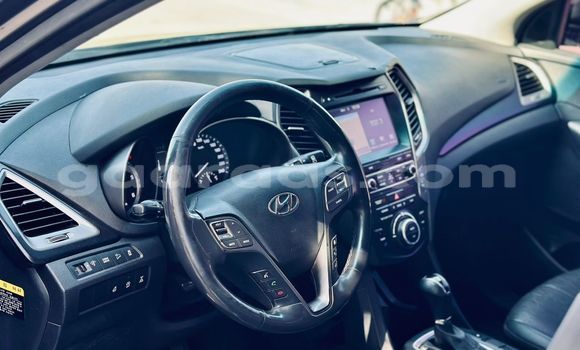 Buy Used Hyundai Santa Fe Silver Car in Dakar in Dakar Buy Used Hyundai Santa Fe Silver Car in Dakar in Dakar