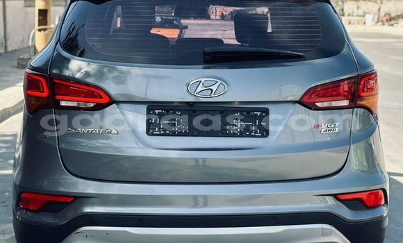 Buy Used Hyundai Santa Fe Silver Car in Dakar in Dakar Buy Used Hyundai Santa Fe Silver Car in Dakar in Dakar