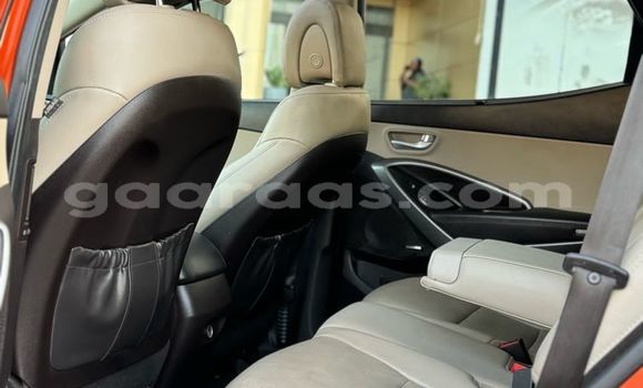 Dieundeu Imported Hyundai Santa Fe Red Auto in Dakar in Dakar Dieundeu Imported Hyundai Santa Fe Red Auto in Dakar in Dakar
