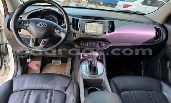 Acheter Import Voiture Kia Sportage Blanc à Dakar, Dakar Acheter Import Voiture Kia Sportage Blanc à Dakar, Dakar