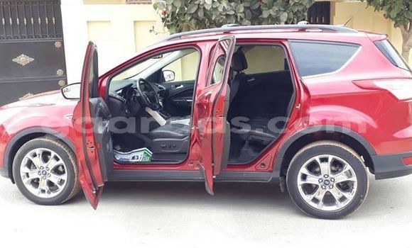 Acheter Occasion Voiture Ford Escape Rouge à Dakar, Dakar Acheter Occasion Voiture Ford Escape Rouge à Dakar, Dakar