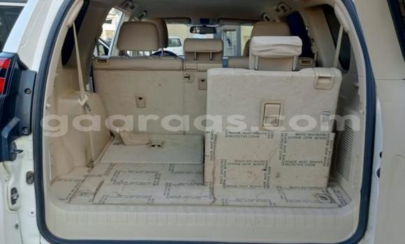 Acheter Import Voiture Toyota Land Cruiser Blanc à Dakar, Dakar Acheter Import Voiture Toyota Land Cruiser Blanc à Dakar, Dakar