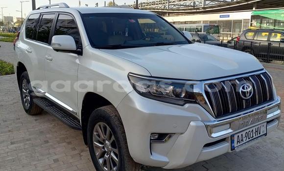 Acheter Import Voiture Toyota Land Cruiser Blanc à Dakar, Dakar Acheter Import Voiture Toyota Land Cruiser Blanc à Dakar, Dakar