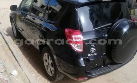 Acheter Occasion Voiture Toyota RAV4 Noir à Dakar, Dakar Acheter Occasion Voiture Toyota RAV4 Noir à Dakar, Dakar