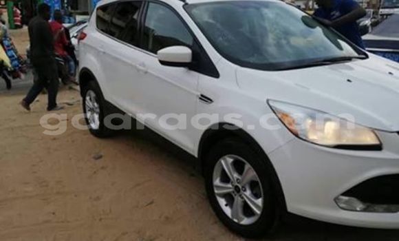 Acheter Occasion Voiture Ford Escape Blanc à Dakar, Dakar Acheter Occasion Voiture Ford Escape Blanc à Dakar, Dakar