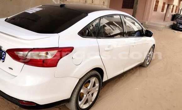 Acheter Occasion Voiture Ford Focus Blanc à Dakar, Dakar Acheter Occasion Voiture Ford Focus Blanc à Dakar, Dakar