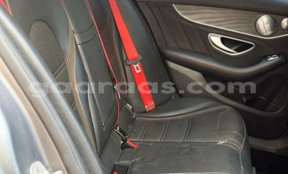 Acheter Occasion Voiture Mercedes‒Benz C–Class Gris à Dakar, Dakar Acheter Occasion Voiture Mercedes‒Benz C–Class Gris à Dakar, Dakar