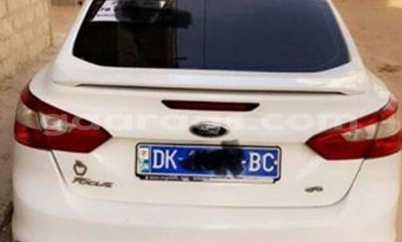Acheter Occasion Voiture Ford Focus Blanc à Dakar, Dakar Acheter Occasion Voiture Ford Focus Blanc à Dakar, Dakar