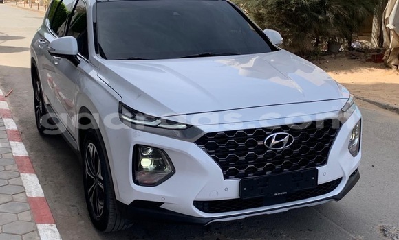 Acheter Import Voiture Hyundai Santa Fe Blanc à Dakar, Dakar Acheter Import Voiture Hyundai Santa Fe Blanc à Dakar, Dakar