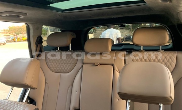 Acheter Import Voiture Hyundai Santa Fe Blanc à Dakar, Dakar Acheter Import Voiture Hyundai Santa Fe Blanc à Dakar, Dakar