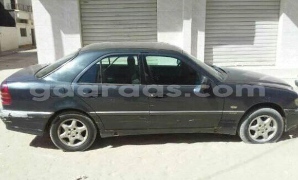 Acheter Occasion Voiture Mercedes‒Benz C–Class Noir à Dakar, Dakar Acheter Occasion Voiture Mercedes‒Benz C–Class Noir à Dakar, Dakar