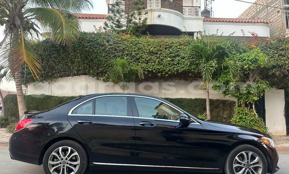 Acheter Occasion Voiture Mercedes‒Benz C–Class Noir à Dakar, Dakar Acheter Occasion Voiture Mercedes‒Benz C–Class Noir à Dakar, Dakar