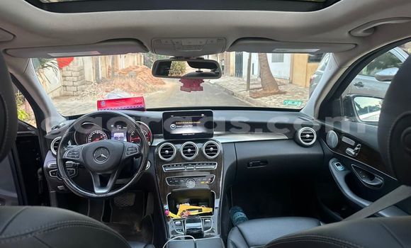 Acheter Occasion Voiture Mercedes‒Benz C–Class Noir à Dakar, Dakar Acheter Occasion Voiture Mercedes‒Benz C–Class Noir à Dakar, Dakar